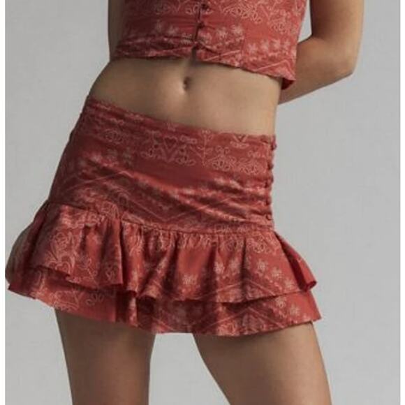 Urban Outfitters Kimchi Blue Eloise Mini Skirt Size L NWOT - Picture 5 of 6